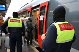 England is still in a national lockdown. Corona Pandemie Laute Rufe Nach Hartem Lockdown Thuringen Insudthuringen