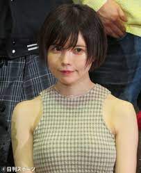 益若つばさが美ボディあらわなセクシーショット連発、ピンクのランジェリーでキッチンに立つ姿も - 芸能 : 日刊スポーツ