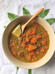 Soupe Carottes Potimarron Lentilles Curry Coco En 2020 Soupe De Carotte Potimarron Soupes