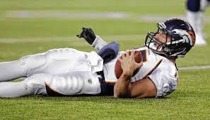 He lost, just like kapernick. Tim Tebow Played Through Rib Lung And Chest Injuries During Denver Broncos Blowout Loss To New England Patriots New York Daily News