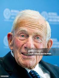 11 Walter Munk Stock Photos, High-Res Pictures, and Images