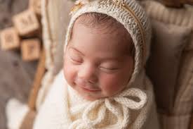 Newborn Photography by Sydney's Award Winning Howe Studios