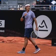 Lorenzo musetti stå disputando il torneo u14 european junior championship a pilsen in repubblica ceca. Anna Aleksandra Aubert Annaaleks96 Profil Pinterest