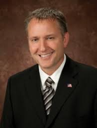 Brent Fox's Instagram, Twitter & Facebook