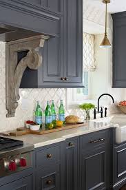 Arabesque White Tile With Grey Grout Novocom Top