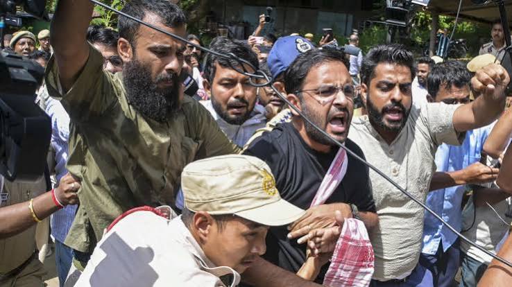 'Illegal detention' by Assam Police finally ended: CJP's Ashutosh Ranka after release
