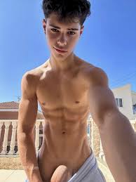 The SEXIEST Men on INSTAGRAM – SeeMyBF