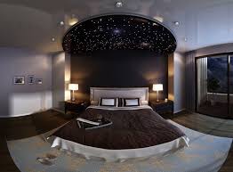 Wir zeigen ihnen in dieser kategorie wie man eine schlafzimmerbeleuchtung ideal umsetzen kann und haben für sie zahlreiche inspirationen. Sternenhimmel Mit Led Glasflasern Im Schlafzimmer Gestalten Sternenhimmel Sternen Himmel Schlafzimmer Lampe