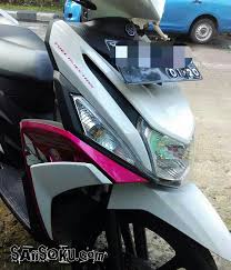 Modif motor trail megapro, modif motor honda beat street, modif motor mega pro bandung, modif motor trail, gambar foto modifikasi mio m3 velg 17 jari jari thailook via galerimodif.blogspot.com. Modifikasi Motor Yamaha Mio M3 Arena Modifikasi