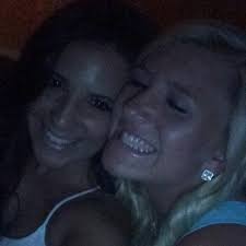 Laura Adelson (@lcadelso)