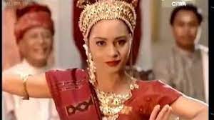 Horror, romance azri iskandar, maya karin, sharifah aleya bioskop online, bioskop168, bioskopkeren, cinemaindo. Pontianak Harum Sundal Malam 2004 Full Movie Youtube