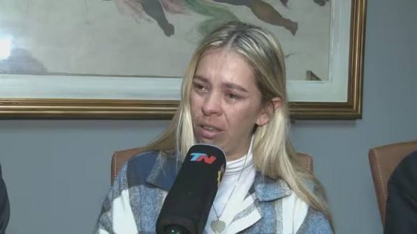 Reapareció la madre de Agostina Vega: "todo el círculo de Barrelier está  involucrado” La madre de Agostina Vega, la adolescente de 14 años asesinada  y descuartizada en la ciudad de Córdoba, reapareció
