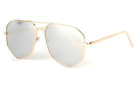 Pour hommes ou femmes, de nombreux créateurs de lunettes ont imaginé des modèles pilote au style unique. Epingle Sur Lunettes De Soleil Miroir