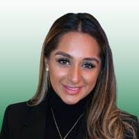 Leigh Bowyer's Instagram, Twitter & Facebook