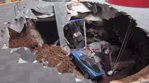 The national corvette museum's insurance agent is happy with how coverage was placed and says there are no coverage concerns regarding the sinkhole that claimed eight classic vehicles wednesday. Sinkhole Beneath National Corvette Museum Devours 8 Cars The New York Times