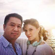 Radhi oag dan shazlin shariff bercerai talak satu sekitar jun 2010 dan kisah penceraian mereka penuh dengan kontroversi & kisah yang tidak. 6 Foto Terkini Nabilah Khan Bekas Isteri Pertama Nedim Iluminasi