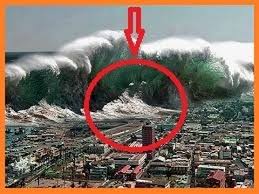 Biggest Tsunami In The World Largest Tsunami Monster Tsunami Worst Tsunami Caught On Tape Tsunami Tsunami Natural Disasters Extreme Weather