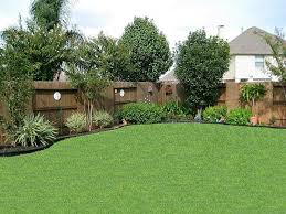 Backyard Border Easy Backyard Landscaping Small Backyard Landscaping Privacy Fence Landscaping