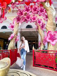 Tailgating halloween labor day home event holiday decor bring the merry flowers & gifts photo center. The Best Instagram Photo Spots In Las Vegas Olivia Michelle