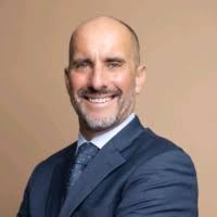 600+ "Edward R." profiles