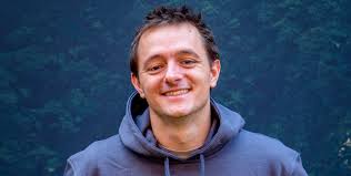 Dean Stratton US paragliding champ for second time