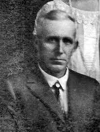 Joe Stearns's Instagram, Twitter & Facebook