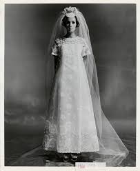 Priscilla Of Boston Wedding Dress 1968 1960s Wedding Dresses Wedding Gowns Vintage Wedding Dresses Vintage