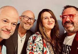 It's a jam packed weekend for you. Friday Pink Tribute she's amazing it's a  must to come see this act Saturday Gary Barlow/Take That A true  professional top act. Sunday Ronan /Boyzone