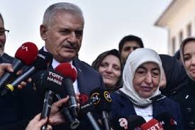 Binali yıldırım yeğenine o belediyeden 330 milyonlu ihale. Binali Yildirim Ve Esi Semiha Yildirim Yht Yolculuklarini Pendik Te Tamamladi