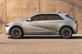 Soon, hyundai will use the ioniq name as a springboard for several electric vehicles. New Hyundai Ioniq 5 Arrives With Retro Design 292 Mile Range Autocar