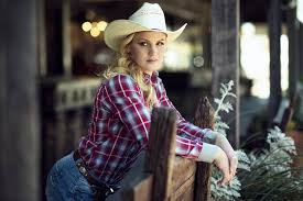 @ufc flyweight champion 17 time world champion. Valentina Shevchenko Kak Devushka Iz Bishkeka Stala Zvezdnym Bojcom V Ssha Forumdaily