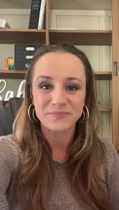 Alexandra Erlich, Credit Advisor/Educator