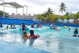 With more than 10 water slides & a wave pool, there's fun for the whole family! Subasuka Waterpark News Trendings Subasuka Waterpark Harga Tiket Info Wisata Hits