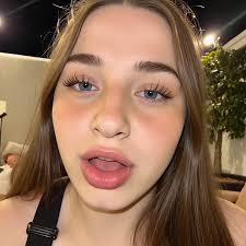 Ana de Armas unfiltered depiction in the movie