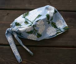Bouffant scrub hat with elastic 'head and hair' also has a bouffant scrub hat sewing pattern on etsy you can purchase for $1.40. Best Scrub Cap Patterns To Diy For Health Care Workers One Crafdiy Girl