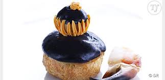 Dalloyau Ses Nouvelles Patisseries Salees Sont Des Religieuses Patisserie Alimentation Recette