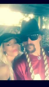 Pin By Mary Powell On Kid Rock Obsession Fan Group Photos Kid Rock Picture