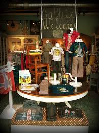 Social Media Marketing Tool Boutique Window Creating Beautiful Tabletop Displays Table Top Display Boutique Display Boutique Decor