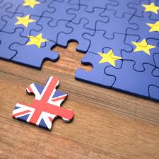 Il faut attendre le 2 octobre 2016 pour qu'elle annonce enfin un calendrier : Definition Du Brexit