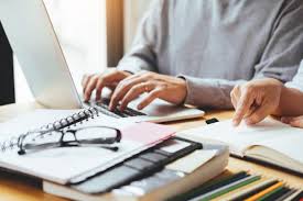 Check spelling or type a new query. 7 Peluang Kerja Lulusan Ilmu Sejarah Bisa Ke Perfilman Juga Lho