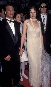 Andie macdowell is calling herself a silver fox after letting her gray hair grow out while in quarantine. 20 Photos Of Andie Macdowell S Style Red Carpet Fashion