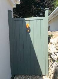 21 Great Garden Gate Ideas Diy Crafts Blog Garden Gate Design Garden Gates And Fencing Gate Design