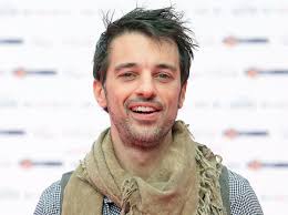 Doch der beginn einer jungen liebe wird schon bald auf eine zerreißprobe gestellt. Sturm Der Liebe Lorenzo Patane Die Frauen Seines Lebens Sturm Der Liebe Sturm Der Liebe Schauspieler Mutter Maria