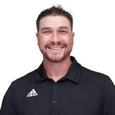 Kelly Winters (@KellyEWinters)