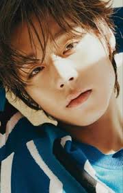 House of Cards/ Stray Kids