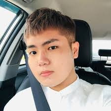 Justin Yip's Instagram, Twitter & Facebook