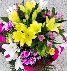 Calle santa teresa, 1 zamora telèfono: Floristeria En Zamora Envio De Flores Y Bodas