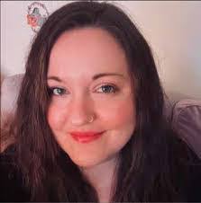 Cameron Sloss's Instagram, Twitter & Facebook