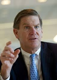 Halliburton's new CEO gets pay bump