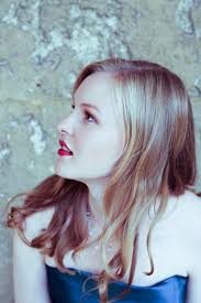 Esther Brazil (Mezzo-soprano)